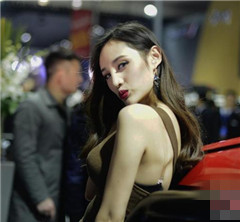 2015�Lɳ܇չ�_Ļ �����c��Ů�R����