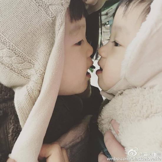 ���˃���