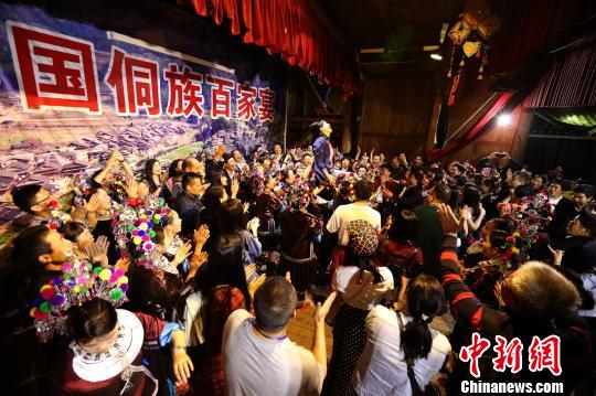 ���οͺͶ����񱊹���g�c