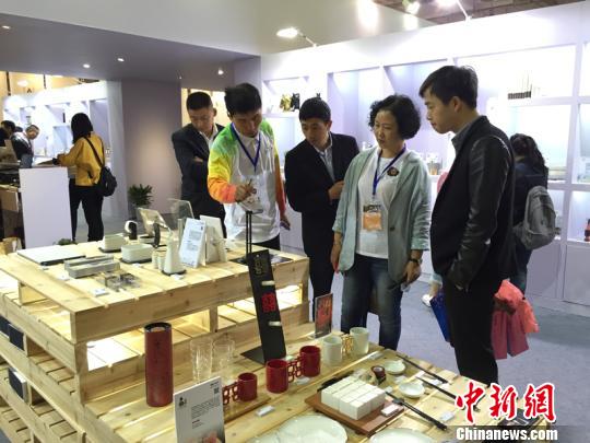 2016������ɫ�Ļ��a(ch��n)�I(y��)���[���_Ļ�۽��Ļ��Ƽ���(chu��ng)��