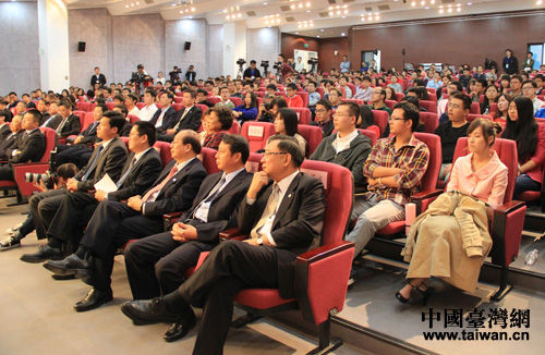 �ǲ����c�ϴ�W(xu��)��Ҋ����F(xi��n)�������Ї��_���W(w��ng)����Ӣ���z��