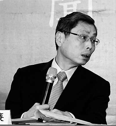 �RӢ�Śg�͸߿������F��ڣ����h�Σ��֙C���_