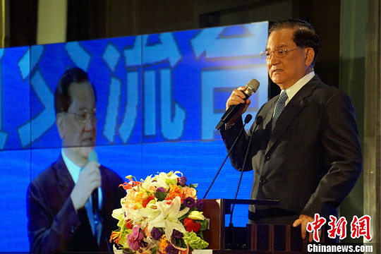 �ɰ����F�ݣ�����Փ���_����Ļ�B�����ǲ��۳�ϯ