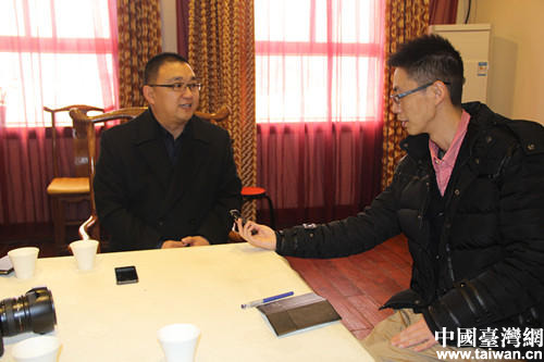 ɽ�|�ᜫ�������˸��_���ӱ�����ɫ��չ���ĝM�M