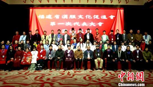 ���������h���Ļ����M����չ�}�_�Ļ��������g