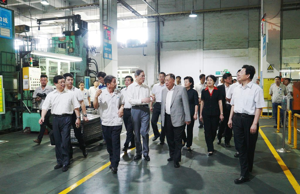 ��־܊���γ�ϯ���_(t��i)��(j��ng)�Q(m��o)ǢՄ��(hu��)����ɽ�|�{(di��o)��