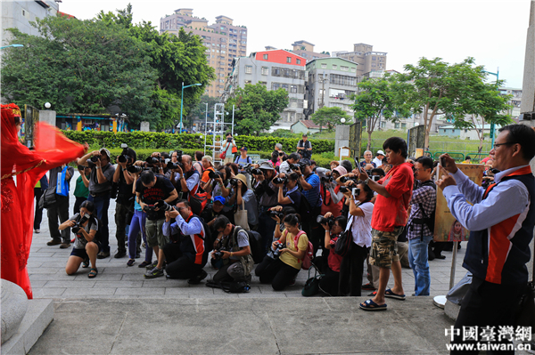 �����Ͻ��� ���挎�ġ��zӰչ�_Ļʽ