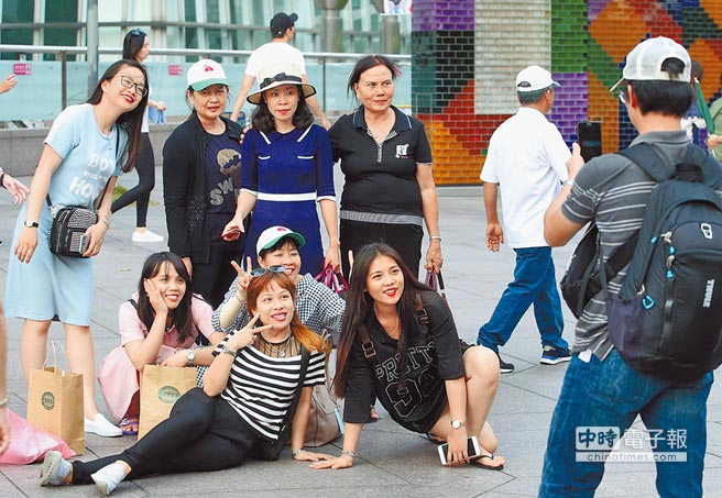 �S���ܴ���οͳ����λ�� �_(t��i)���ΘI(y��)ֻ�ܿ�������ˮ