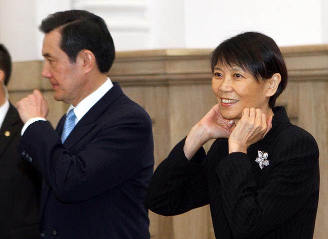 �{�I���ӹ��������x�_�����L �RӢ��:���B�ᶼ������