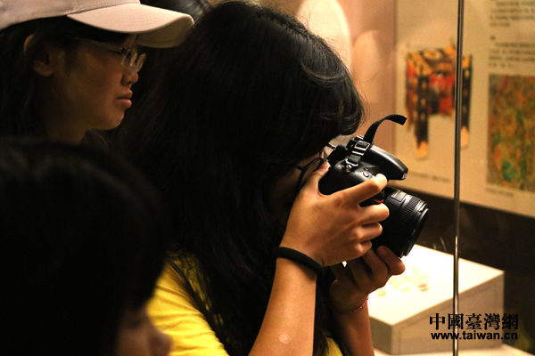 �ɰ������R�^�еĴ������У��D���g����ǧ��