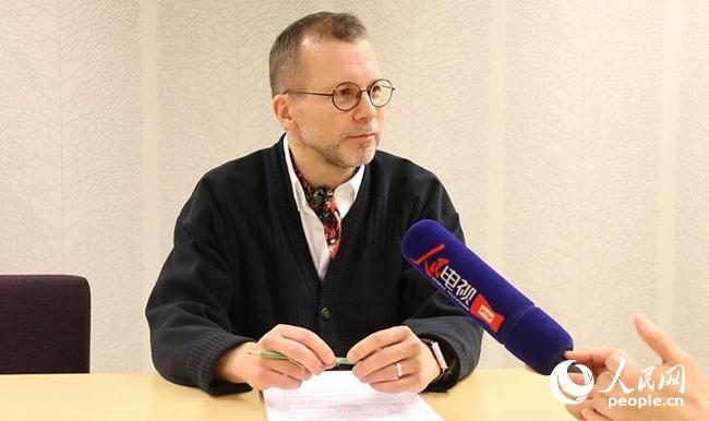 �h�W�Ҹ�����