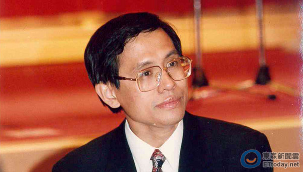 �������ϡ��_��(d��)������ �Ɖăɰ��P(gu��n)ϵ�����l(f��)չ