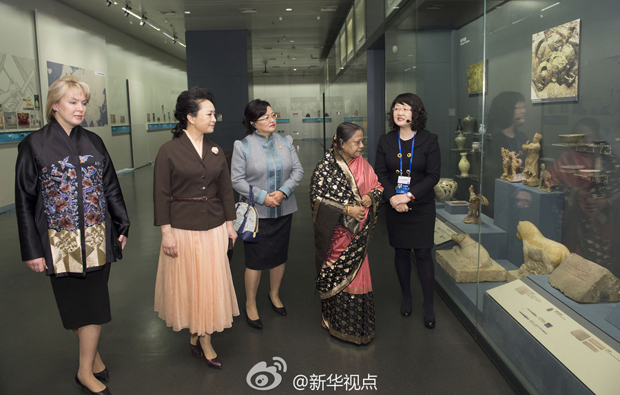 �����£���(x��)��ƽ��ϯ���Қgӭ��ҁ�(l��i)��������