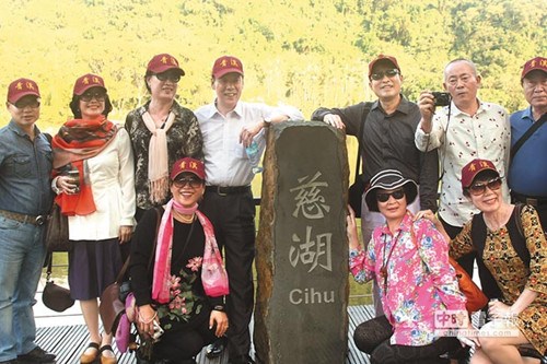 ��ꑌ��I(l��ng)����L���Y�@�^(q��):׌��һ����Թͣ����һ��