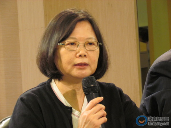 ��Ӣ���N��Ļ�ŏ����܇�����t(y��) ���M�ж����X�����g(sh��)