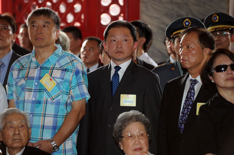 �h��܊�z���ϯ ��