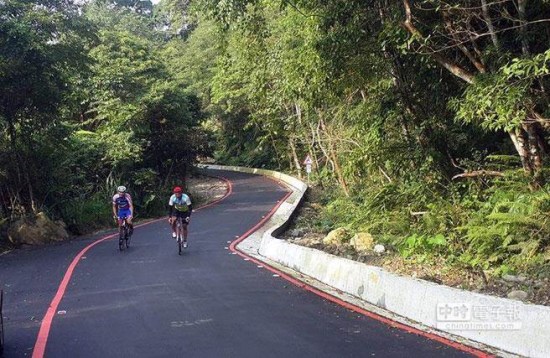 �Y��ʯ���y�ܵ���Ҋ���ջďU���^30�꣨�D��