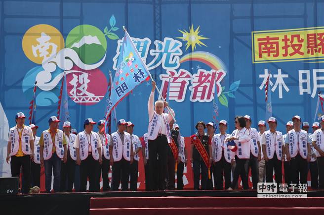 �Ƕ��x��Ͷվ�_��̧�x�� ����ȫ�_���ڷ�����Ӣ��