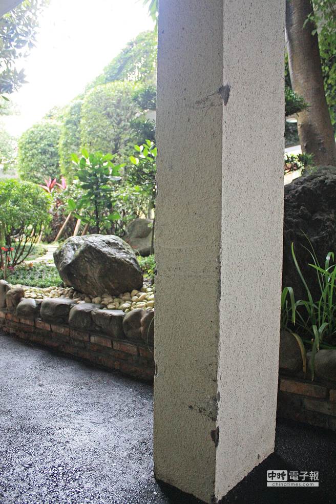 �RӢ�����m���г� �S���(d��n)�ĸ����ϼ��D(zhu��n)��ײ��܇�T