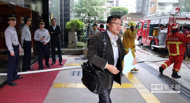 ��ί���ļ�����æ�ߵ����⡣���DƬ��Դ���_���Еr��ӈ�