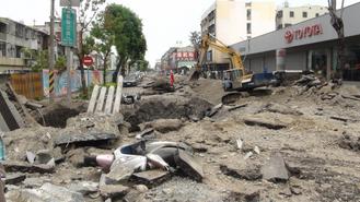 ���ۚⱬ�^ͨ܇�񱊰ٸн���������ס�ڞą^��