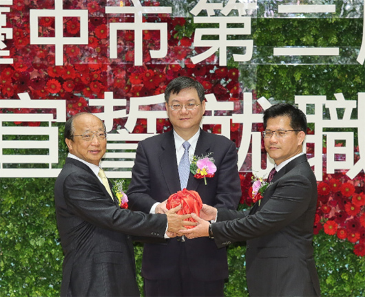 �ּ������ľ����_�����L��ӭ���_���r�����D��