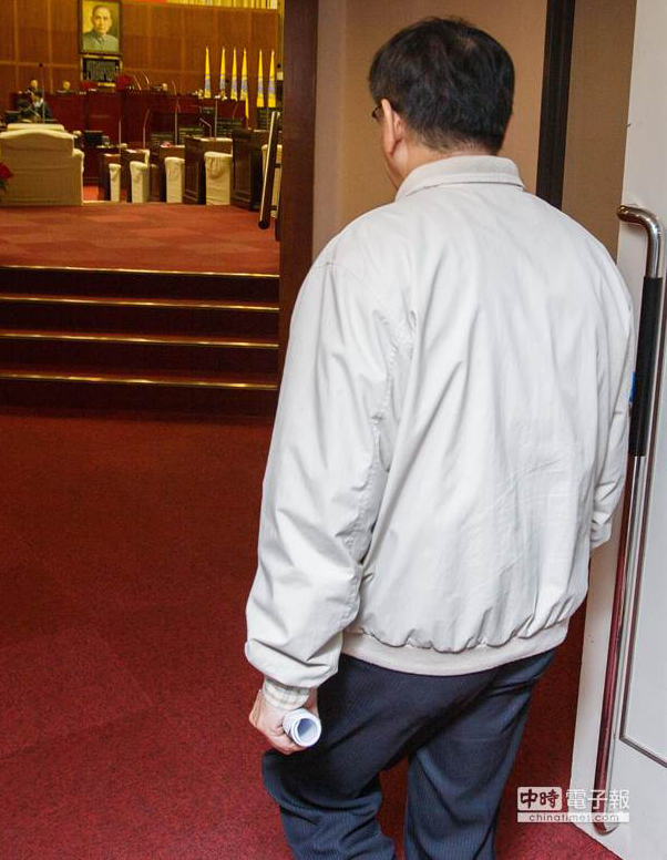 �¿����L(zh��ng)������26�յ�һ�����M(j��n)�_(t��i)�����h��(hu��)