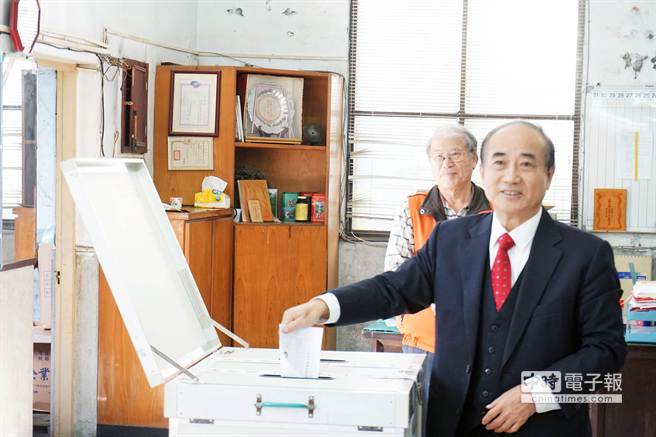 ������Ժ�L������ƽ����ؼ��l��������h�h��ϯ���xͶƱ