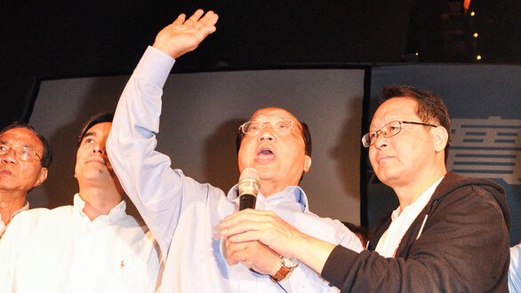 ��־��(qi��ng)����������Ո Ͷ��ý�w���ٳ��·����h����ϯ�����_ý�D��