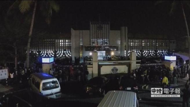 �RӢ��Մ���۽٪z����һ�܃���O�z�����ĸ﷽��