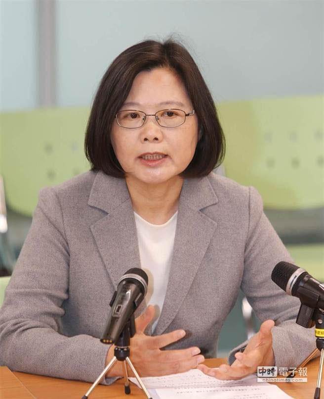 �γ�����Ѳ�Ӣ�ģ��e�����_����������