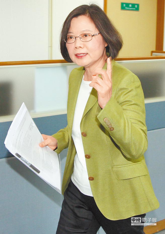 ���M�h��ϯ��Ӣ�ģ��Еr�Y����Ƭ��