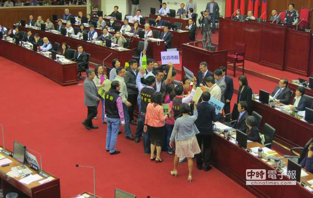 �����܈��̎Ů���h��������һ�F��