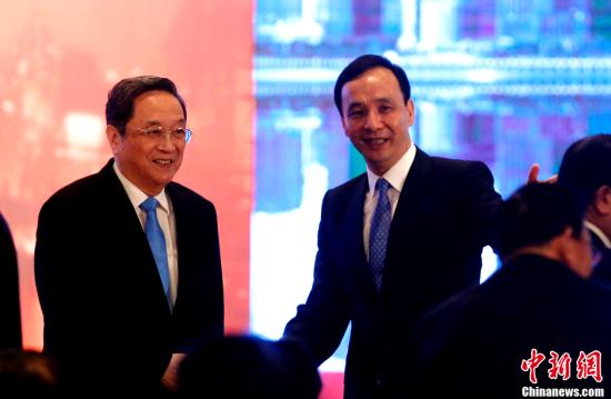 5��3�գ���ʮ�Ãɰ����Q�Ļ�Փ�����Ϻ��e�С��й��������ξֳ�ί��ȫ�����f��ϯ�������D�󣩣��Ї������h��ϯ��������ϯ����Փ���_Ļʽ�����o�� <a target='_blank' ></p><p  align=