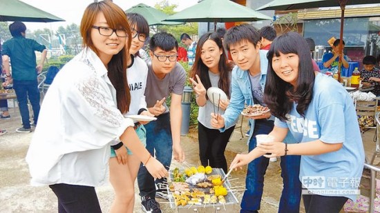 �ί�����{:�����֧�֡��Ŷ����R�����ƃɰ�����