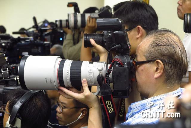 ý�w����̓��ĺ������h��(n��i)��Ҋ�l(f��)���(�D)