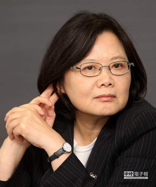 �_(t��i)ý���ɰ��S�֬F(xi��n)�� ��Ӣ��ֻ��һ���죨�D��