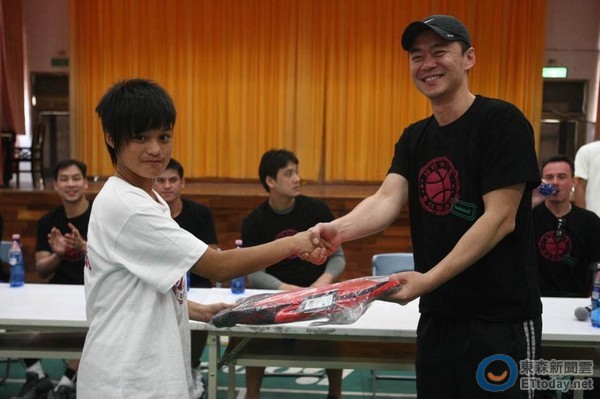 Selina�Ϲ�������������h���x�_����"��ί"