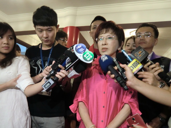  ������������ܻ����f��"���l(xi��ng)"���_���]��������ЏV���D��