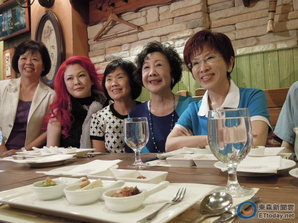 ���������ە��ᣨ�Ҷ����c�_��ˇ�Ľ���ʿ���M��ʽ����