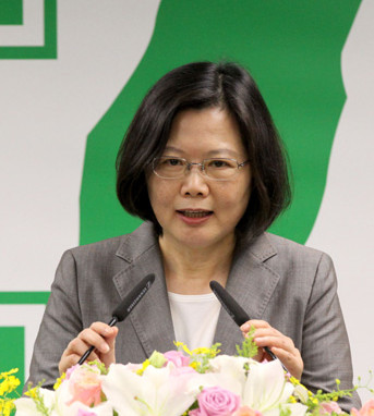 ��Ӣ�ķQ�ЙC(j��)��(hu��)���ӽ��ꡰ�pʮ��(ji��)���c��(�_(t��i)ý�D)