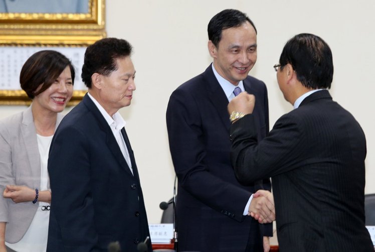 ��������(qi��ng)�{(di��o)�c�������^�o���潻�Q ��Ԓ���̞��h