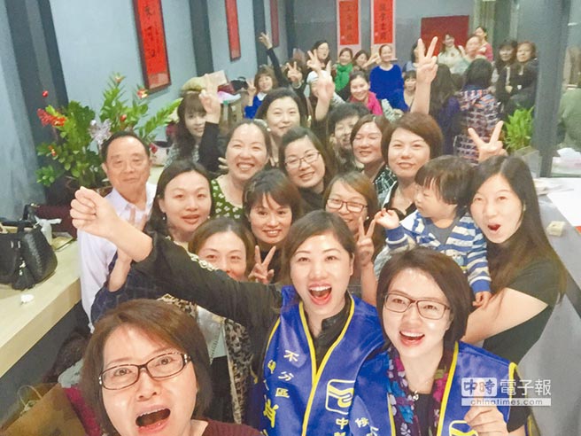 ��䅢�x���օ^����ί�� ���M������Ժ�������l