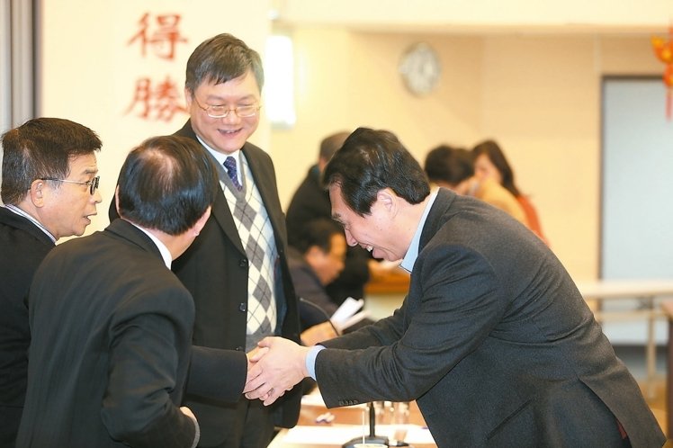 �����h���nδ���lչ "�{ί"���h�����h�F�I��