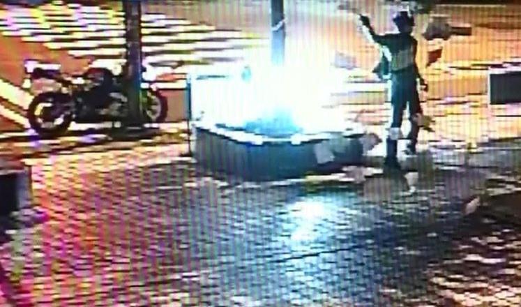 �RӢ������͸�^(gu��)Ę�V��Facebook����ʾ���������Y��ʯ�o(j��)����չ�[��Ĳ����χ��t�Ό�h�����������m�����@�С���(gu��)�����c�Y���~�����ϼt�����������˵���(gu��)���h�����h��Ͷ�S���͏����@Щ�Џ����ѳ�Խ��ƽ�������c���εĽ�����ֻ��(hu��)ɢ�������������(du��)������(du��)�_(t��i)����ɂ�����