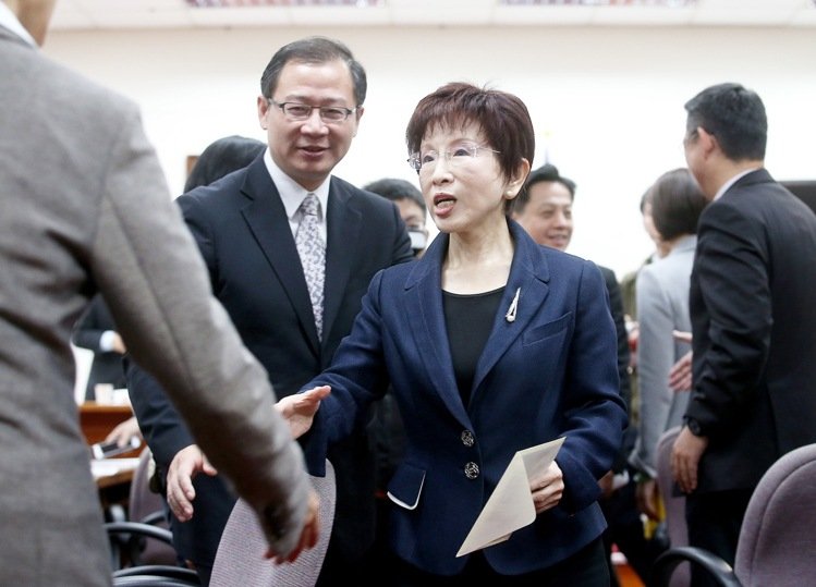 ��������ϯ�h�F(tu��n)���(hu��) �Q(ch��ng)��(l��)Ҋ(ji��n)�G�I(y��ng)"�ɰ��O(ji��n)���l��"�D(zhu��n)��