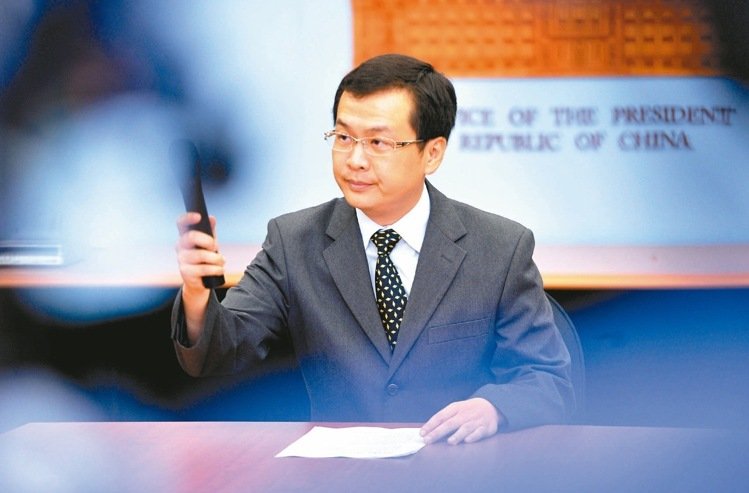 �_�Ǐ�(qi��ng)��G�I(y��ng):������_֮�B��ռ"��Ժ" Ո(q��ng)�f�gӭ