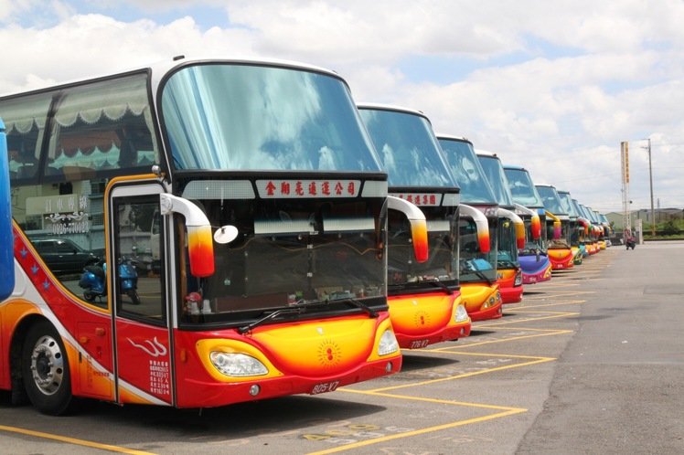 �_�^��I(y��)�ߑn���w�����`�䡱׌����ѩ�ϼ�˪