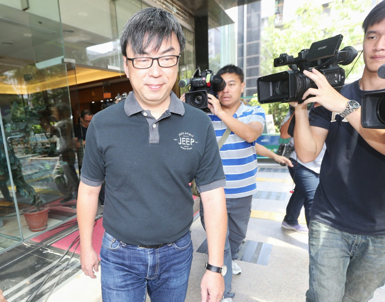 ���M�h����ί�����˿�