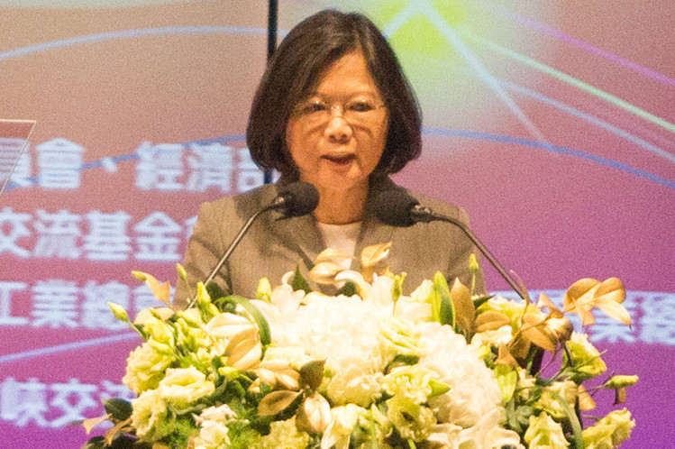 ��Ӣ��̎��ɰ��Pϵ���F��ؓ�u �_�ĳɰ��񱊲��M